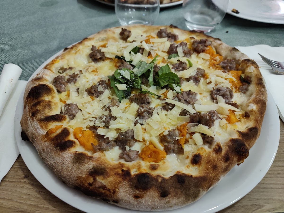 Pizzeria Braceria Napul'é Photos 2